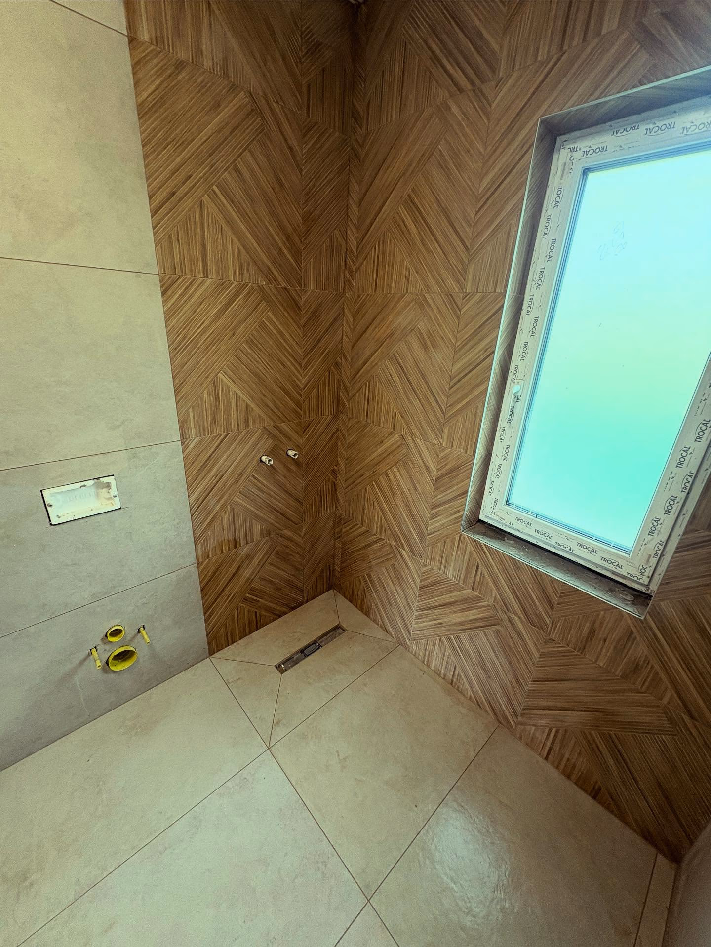 Keramički pod u boravku